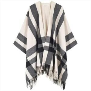 NWT Moss Rose Women's Warm Shawl Wrap Beige Check One Size